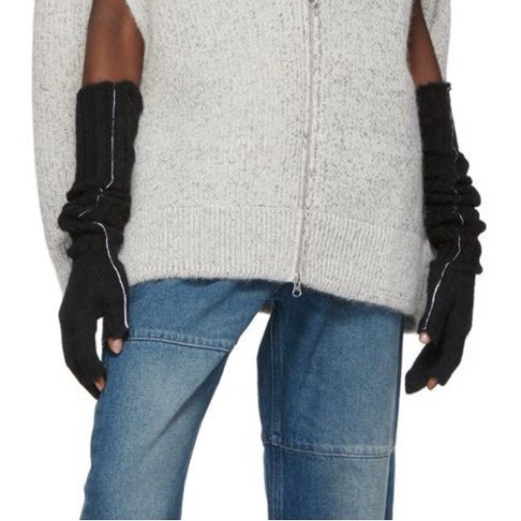 MM6 Maison Martin Margiela Accessories - MM6 Maison Margiela Tabi Black Wool Alpaca Gloves